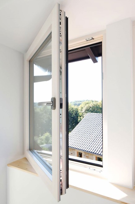 Beschläge garantieren Gebrauchskomfort Beschläge garantieren Gebrauchskomfort